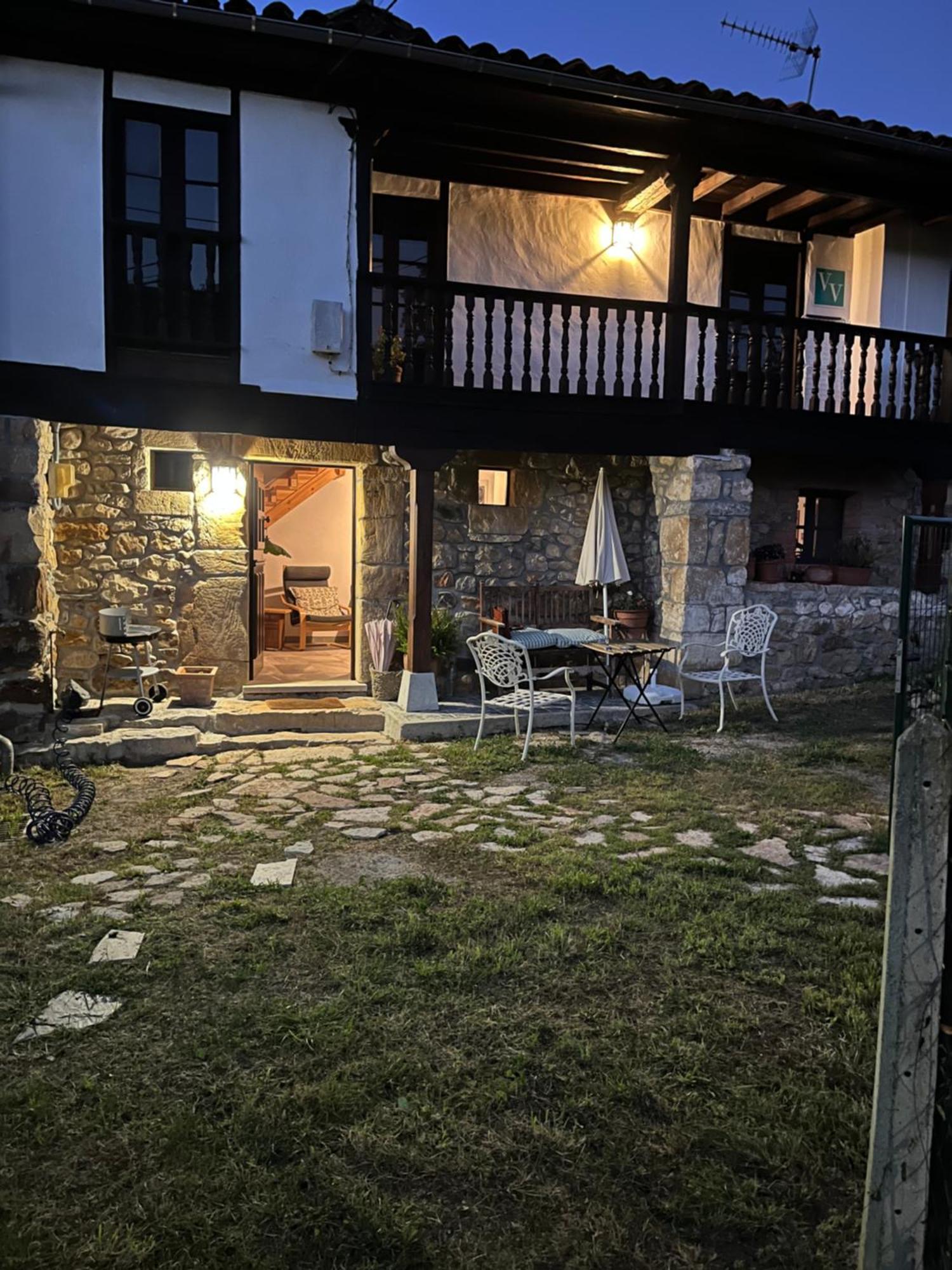 La Casina Del Corral Villa Onís Buitenkant foto